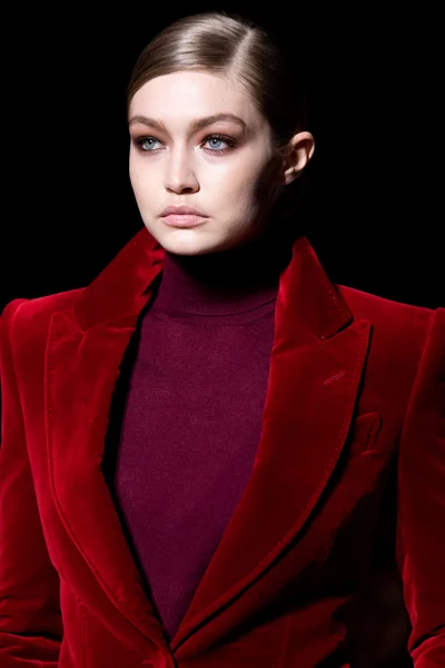 Look 26